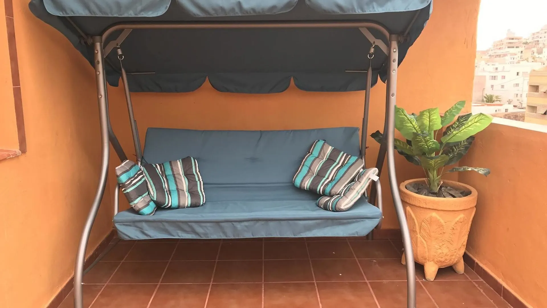 Two-Bedroom Apartment In Los Cristianos, Tenerife, With Panoramic-View Arona